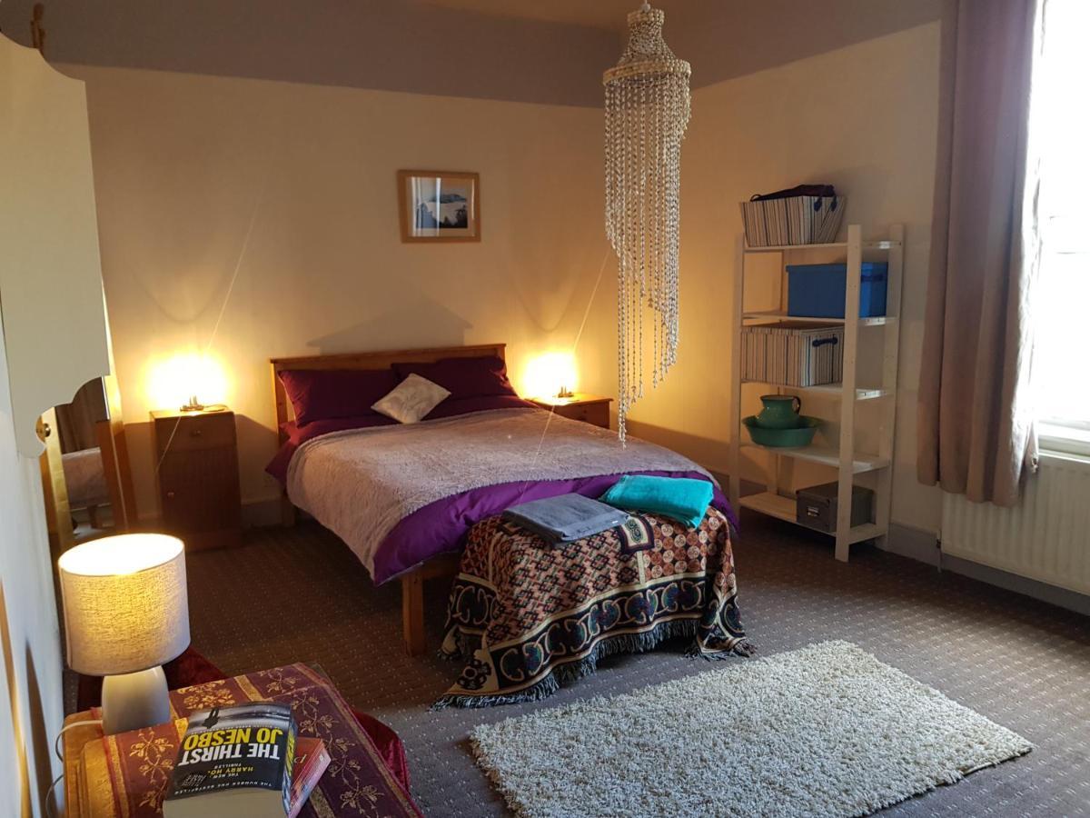 Lingdale 4 Bedroom House & Trundlebed Option 외부 사진
